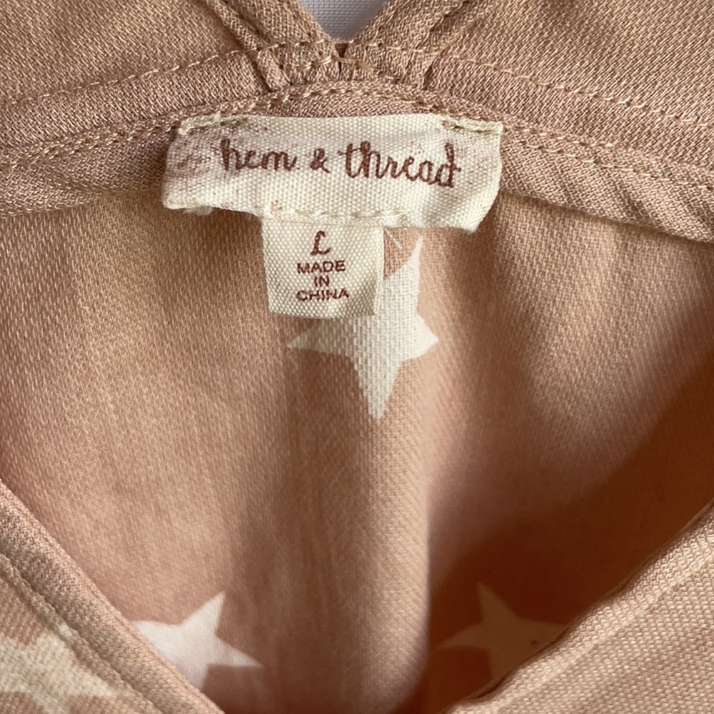 Hem & Thread Top - Picture 2 of 5